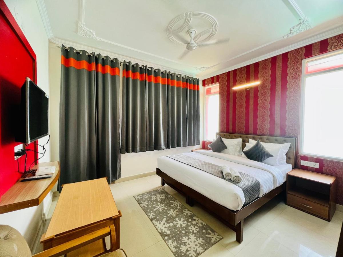 Live Free Hostel, Mcleodganj McLeod Gandzs Kültér fotó